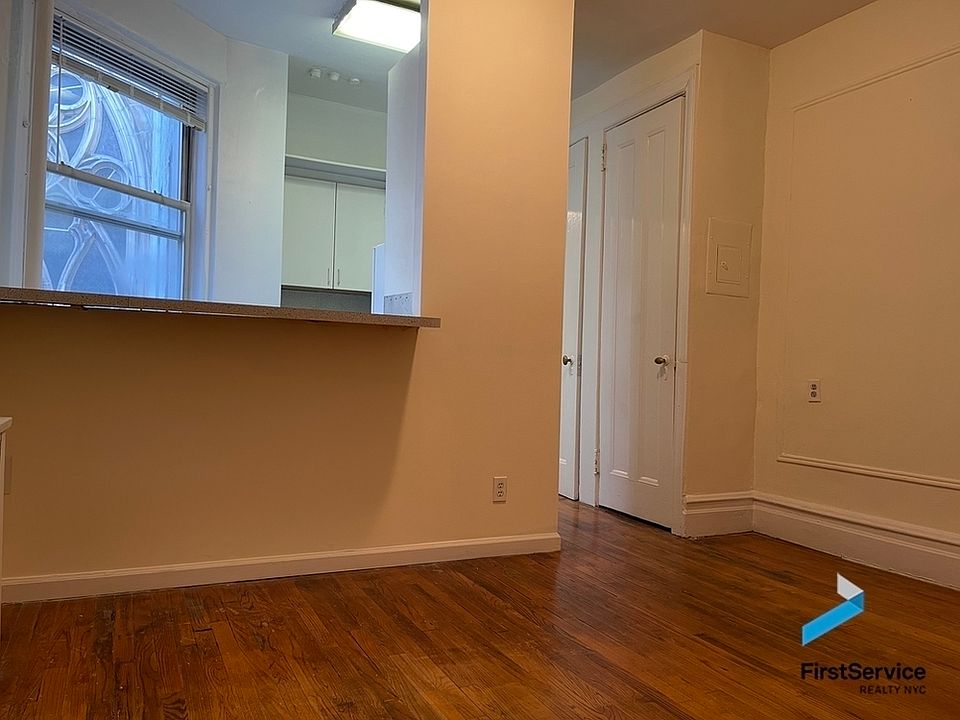 1st image of 140 W 71st St #7Z