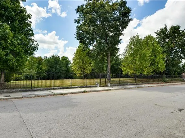 720 Russell St, Nashville, TN 37206