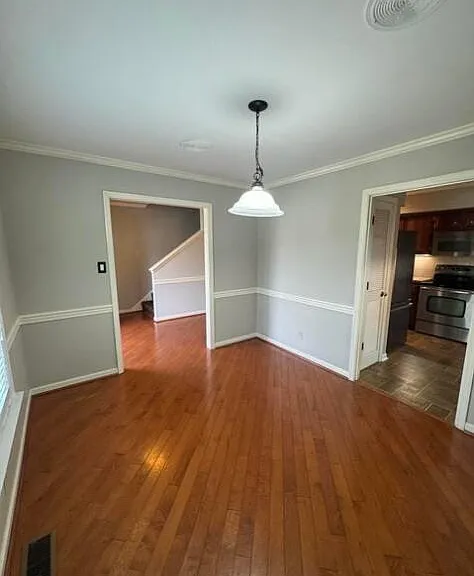 1145 Dunbarton Ln — Photo 6