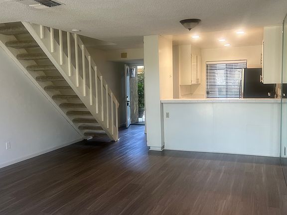 3rd image of 119 Lakepines