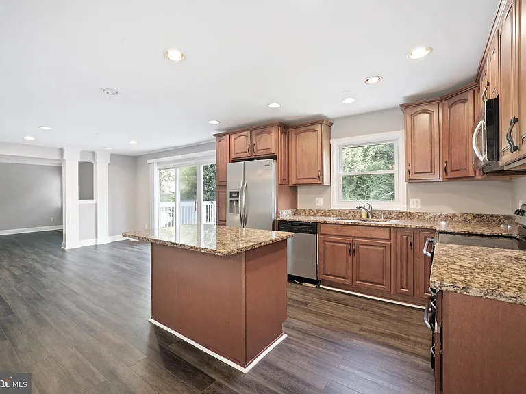 1518 Gingerwood Ct — Photo 14