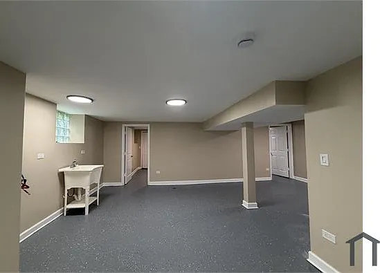 12479 S Wabash Ave — Photo 14