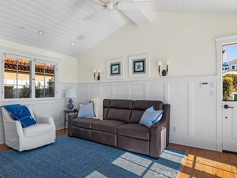 50 N La Senda Dr — Photo 25