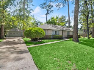 450 Dover Ln, Spring, TX 77373