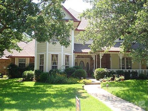 1st image of 1130 Misty Oaks Ln