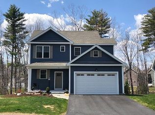 26 Crosswood Way, Manchester, NH 03102