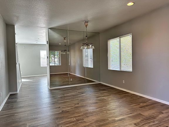 5th image of 14886 Shetland Ct