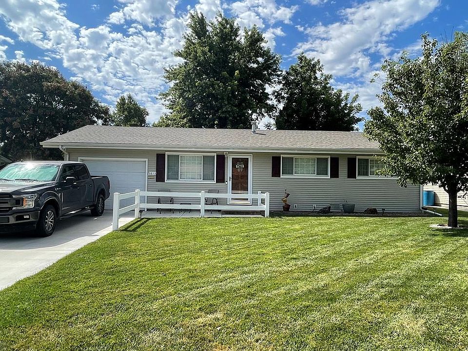 1st image of 5813 Birchwood Dr