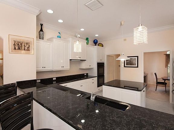 5th image of 11415 Kestrel Ct