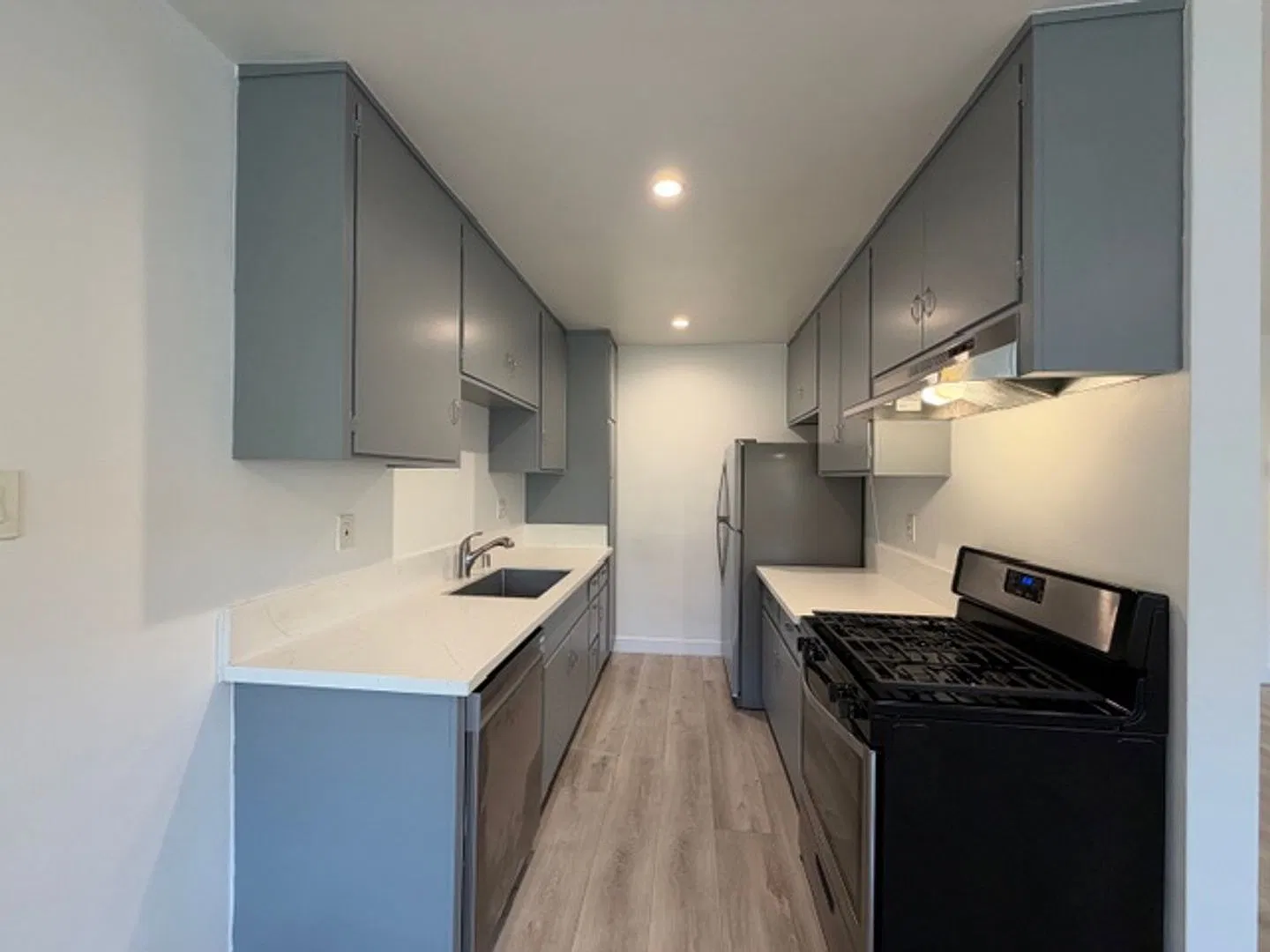 246 Coronado Avenue — Photo 2