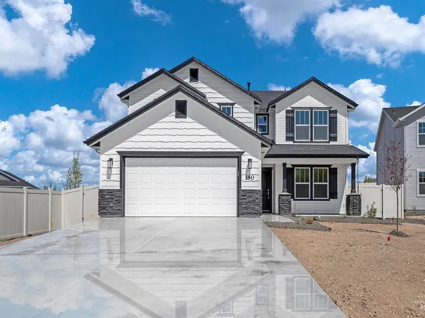 1585 SW Silverstone Ave, Mountain Home, ID 83647
