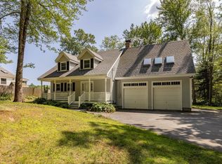 15 Casey Rd, East Kingston, NH 03827