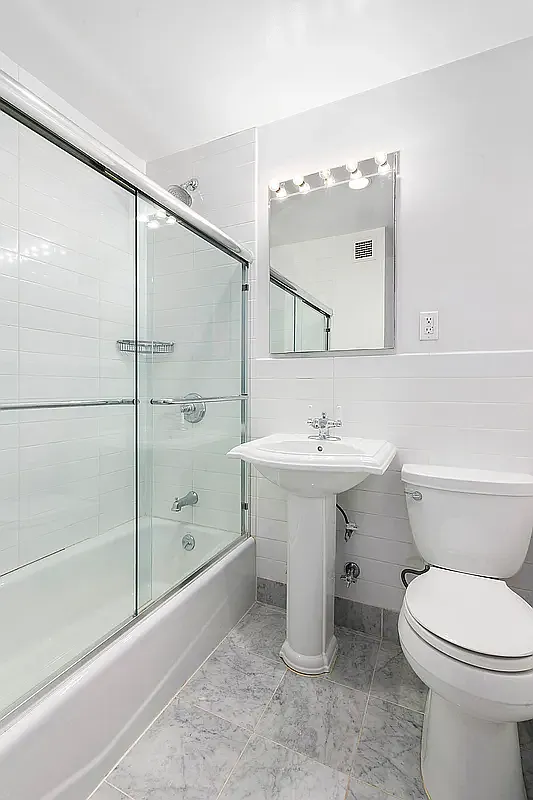 Building Photo - 150 W 47th St #9D