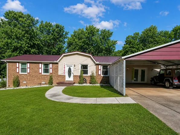 155 Ravenwood Cir, Dickson, TN 37055