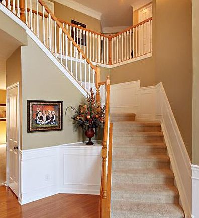 3rd image of 6835 Woodhaven Pl