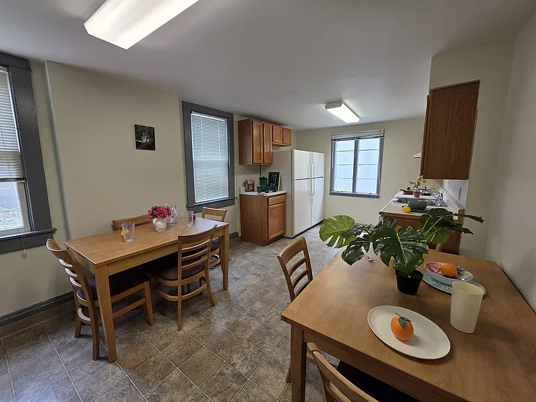 105 Dryden Ct — Photo 31