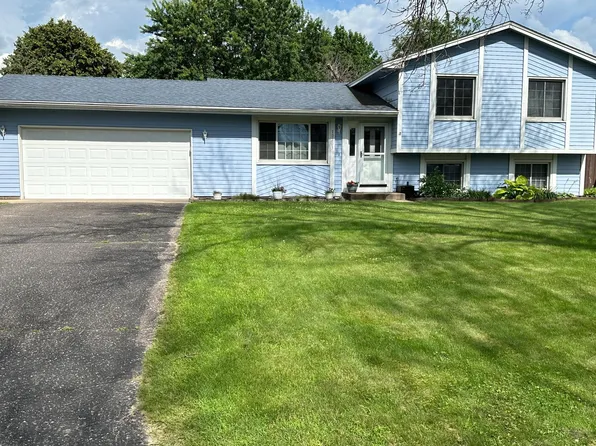 10203 Isetta St NE, Blaine, MN 55014