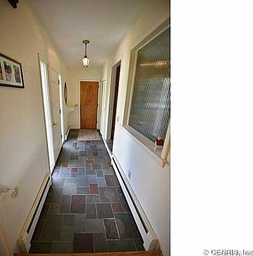 3rd image of 30 Hawthorne Dr