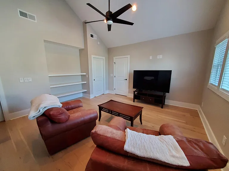 1021 Cheatham Pl — Photo 24