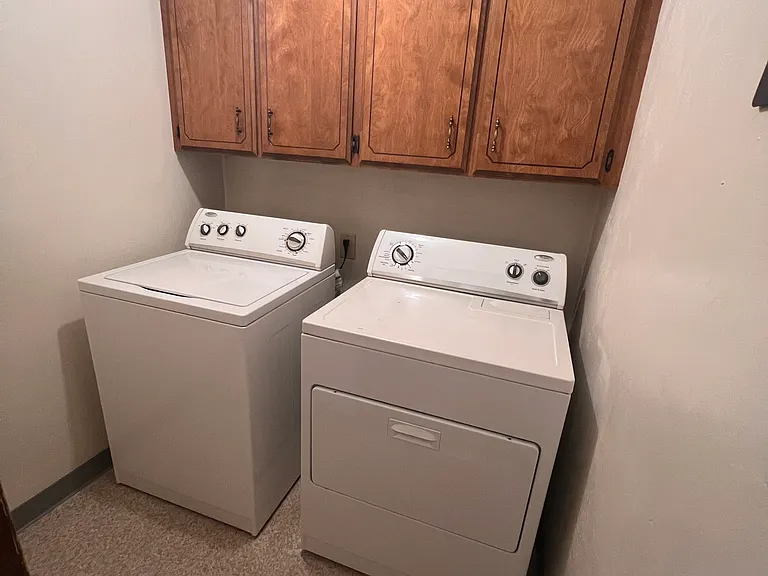 1010 Midway Dr NE #10 — Photo 15