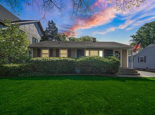 4937 Woodward Ave, Downers Grove, IL 60515