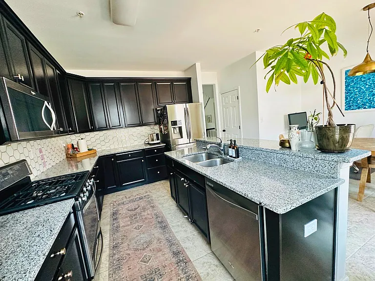 5 Truman Dr — Photo 7