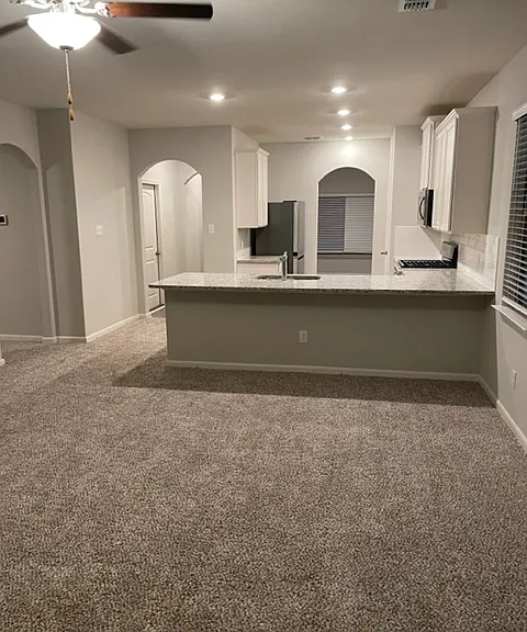 316 Zimmet Dr — Photo 8