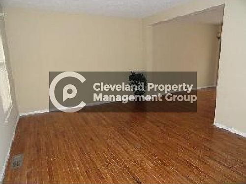 2nd image of 10102 Lake Meadows Dr