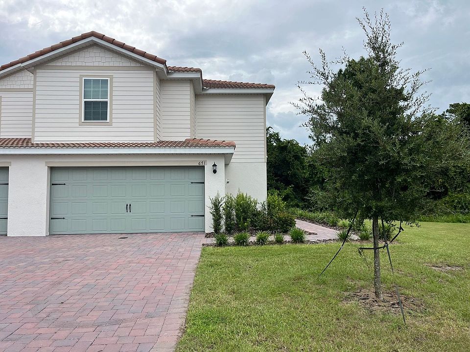1st image of 671 Bay Leaf Dr