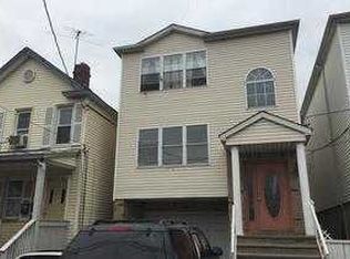 228 Delaware St, Elizabeth, NJ 07206