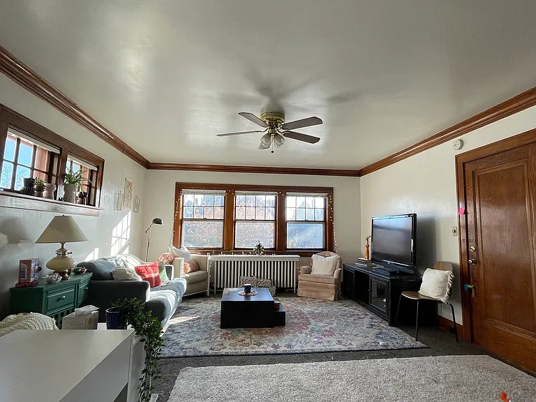 1411 E 3rd St #2 — Photo 10
