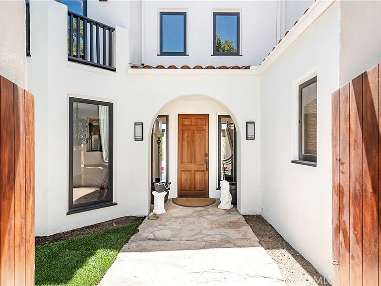1280 Morningside Dr — Photo 32