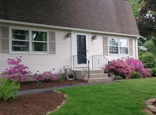 176 Tamarack Dr, Springfield, MA 01129