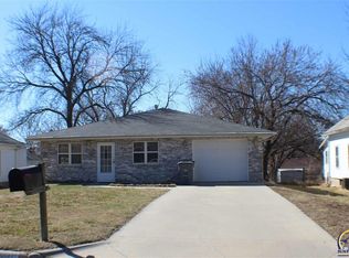1237 Sunnyslope St, Emporia, KS 66801