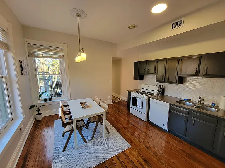 1315 S 2nd St #2 — Photo 7