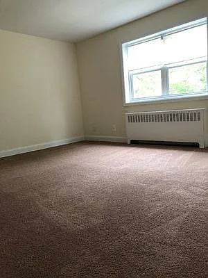 Rented by D S J Realty LLC | media 4