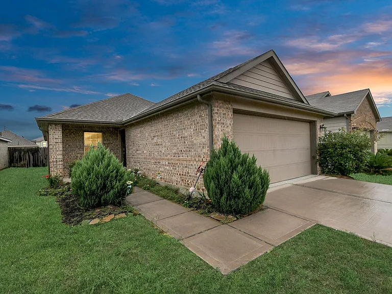 25634 Royal Catchfly Rd — Photo 3