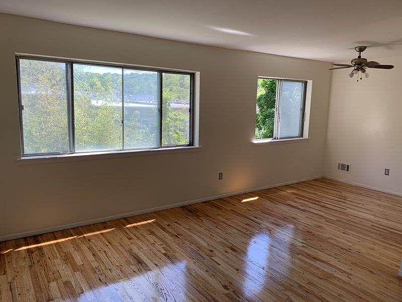 1st image of 24075 67th Ave
