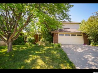 1815 E Ridgeview Cir, Layton, UT 84040