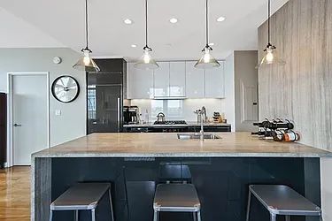 Sold by Avenue Sotheby's International Realty