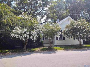 208 White St NE, Huntsville, AL 35801
