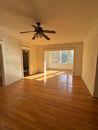 3623 N Pine Grove Ave #2W Photo 1