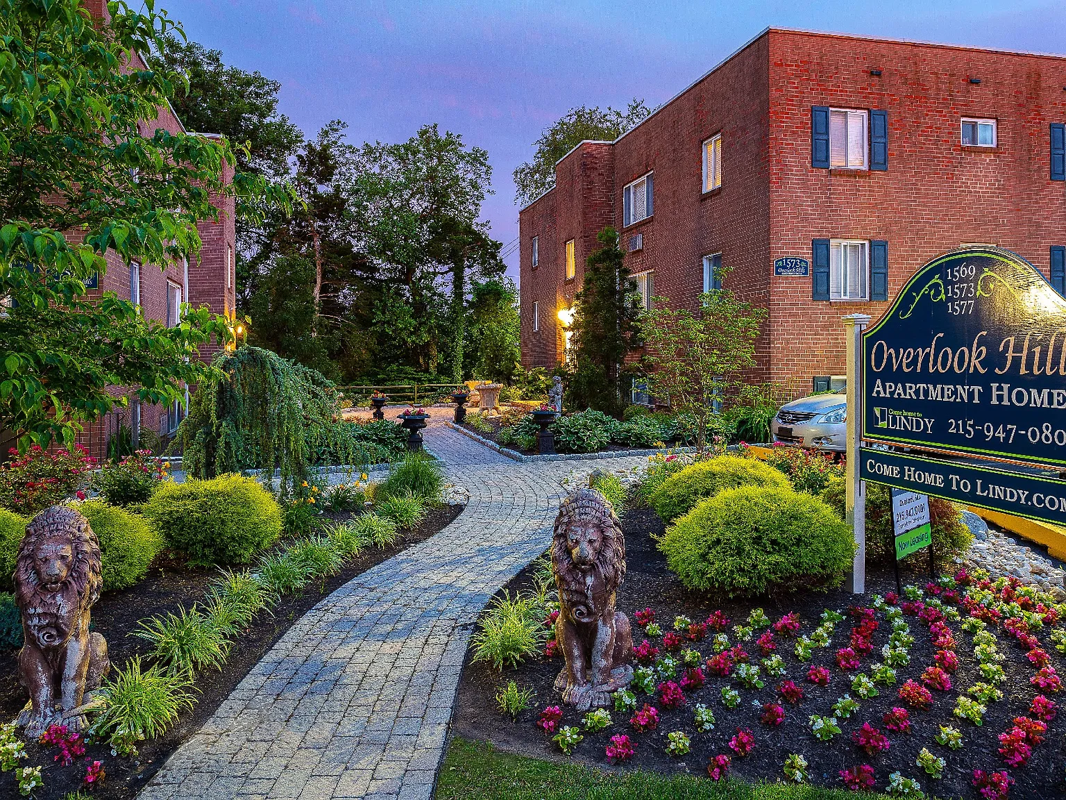 Overlook Hills Apartments — Photo 3