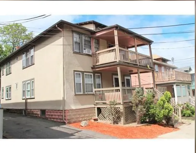 4 bed, 9999 sqft, $4,600 — Photo 2