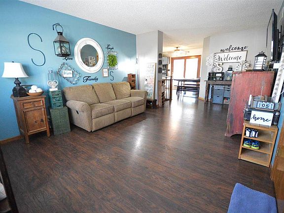 3rd image of 1241 Bluestem Dr
