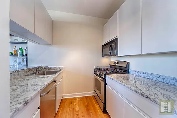 Rented by Halstead Real Estate | media 3