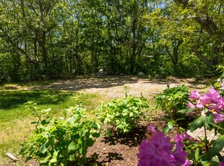 87 Gunning Point Rd, Falmouth, MA 02540