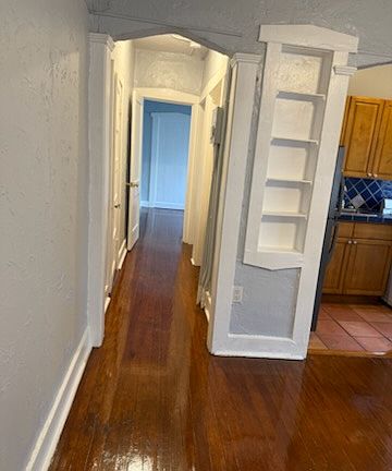 4th image of 519 2nd Ave S APT 3