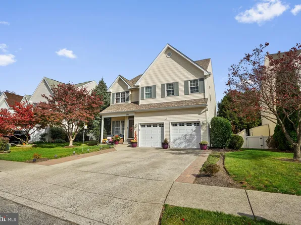 1216 Anna Dr, Philadelphia, PA 19116