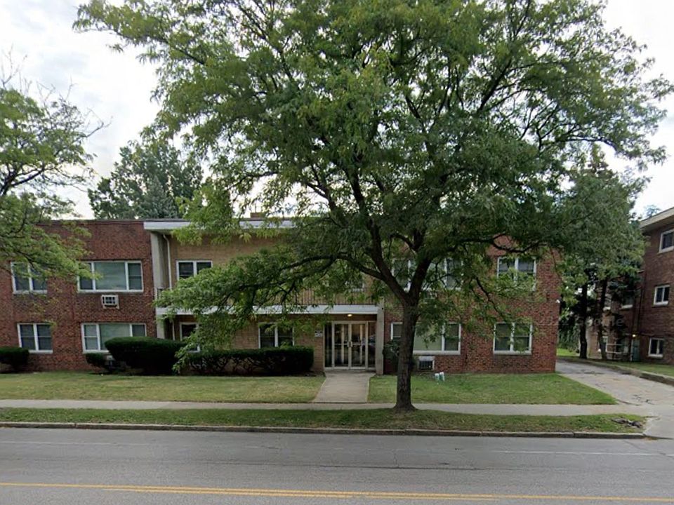 1st image of 17808 Lake Shore Blvd Unit 201